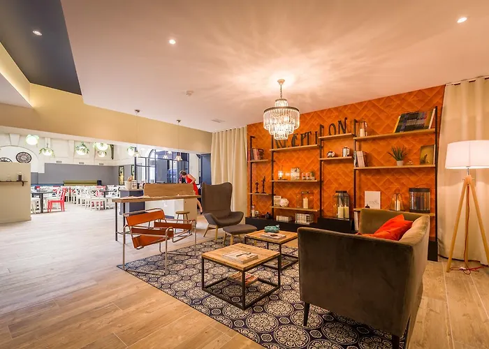 The Originals Boutique, Hôtel Le Londres, Saumur (Qualys-Hotel)