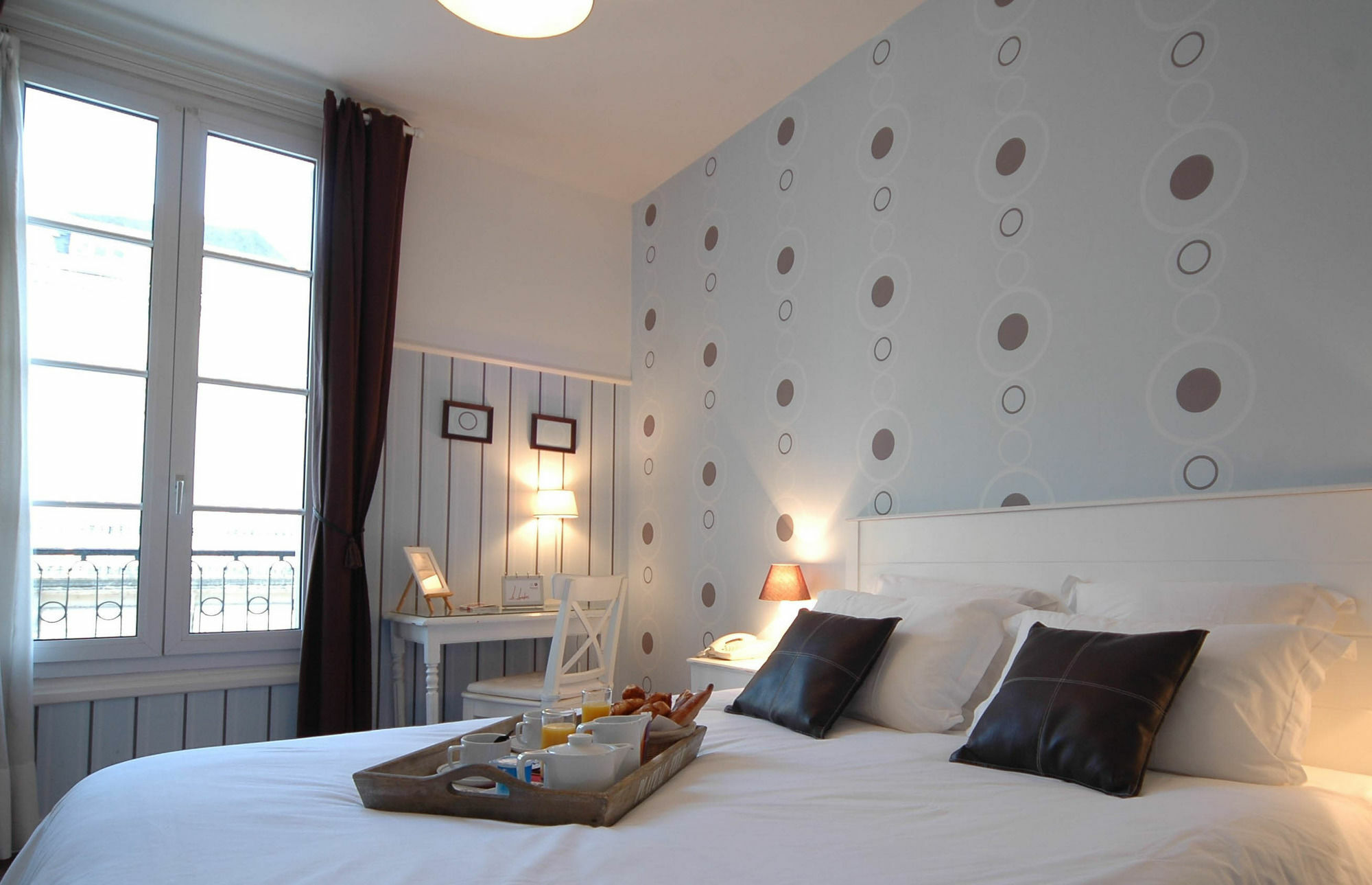 The Originals Boutique, Le Londres, Hotel